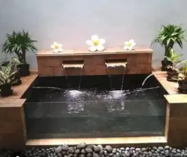 Kolam ikan koi kaca