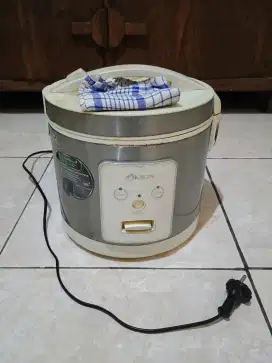 Rice Cooker Kirin atau Magic Com Kirin