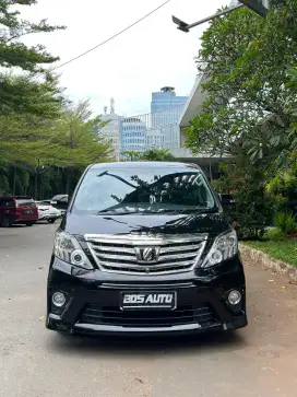 Toyota alphard SC PS 2013