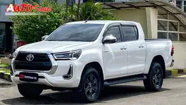 Toyota Hilux V 4x4 AT Facelift NIK 2023 Full Spec Electric Seat White