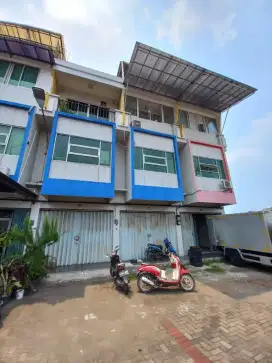 Dijual 2 ruko gandeng murah di Kalideres