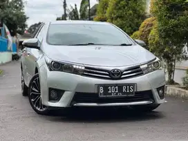 TURUN HARGA! Toyota Corolla Altis 1.8 V AT 2015