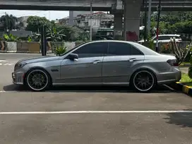 Mercedes Benz W212 E300 Thn 2011