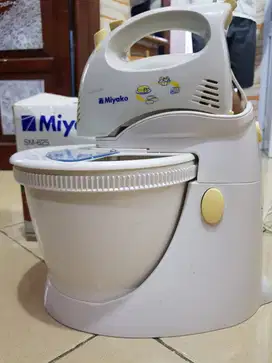 Mixer Merek Miyako