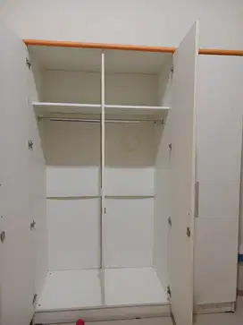 Lemari baju 3pintu