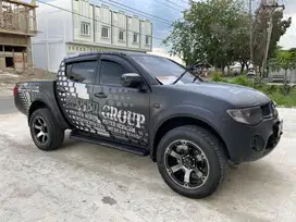 DOUBLE CABIN TRITON EXCEED 4x4  2008 AUTOMATIC
