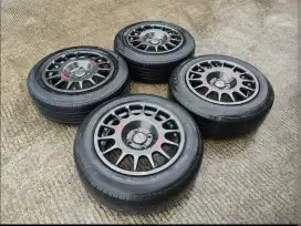 Velg Ban Mobil Ring 15