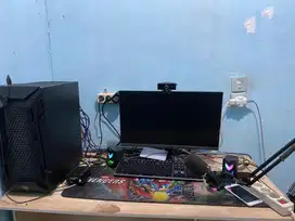 Di Jual 1Set Pc beserta Alat streaming Game
