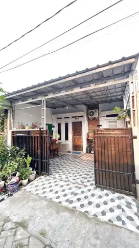 Dijual RUMAH SUPER MURAH! Ngga perlu Renovasi dan ukuran lebih luas!
