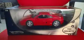 Hot Wheels Ferrari 1:18 Merah