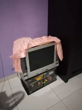 Televisi Flat Sharp  21 inch  pribadi