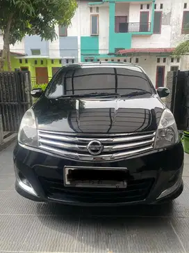 [DP 10 jt] Nissan Grand Livina Ultimate 1.5 XV AT 2013