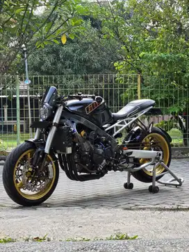 Moge CBR600 F2 1990 full paper  custom naked