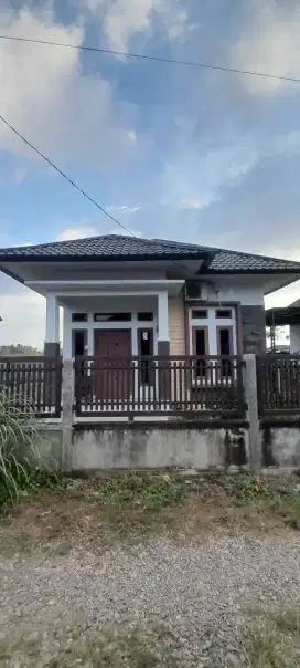 Disewakan Rumah 2 Kamar Tidur 1 Kamar Mandi, 1 Kamar BerAc