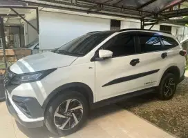 Toyota Rush (Tipe Tertinggi) Istimewa