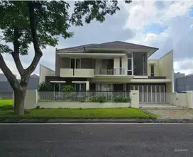 TURUN HARGA! DIJUAL SUPER MURAH RUMAH SEMI FURNISH ROYAL RESIDENCE!