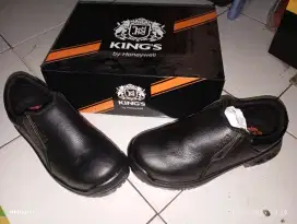 Jual sepatu kings