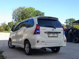 TOYOTA AVANZA VELOZ 1.5 AUTOMETIC PAJAK HIDUP MILIK PRIBADI