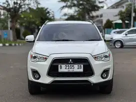 Outlander GLS AT 2016 Putih