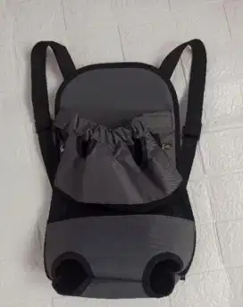 Tas gendong kucing atau anjing