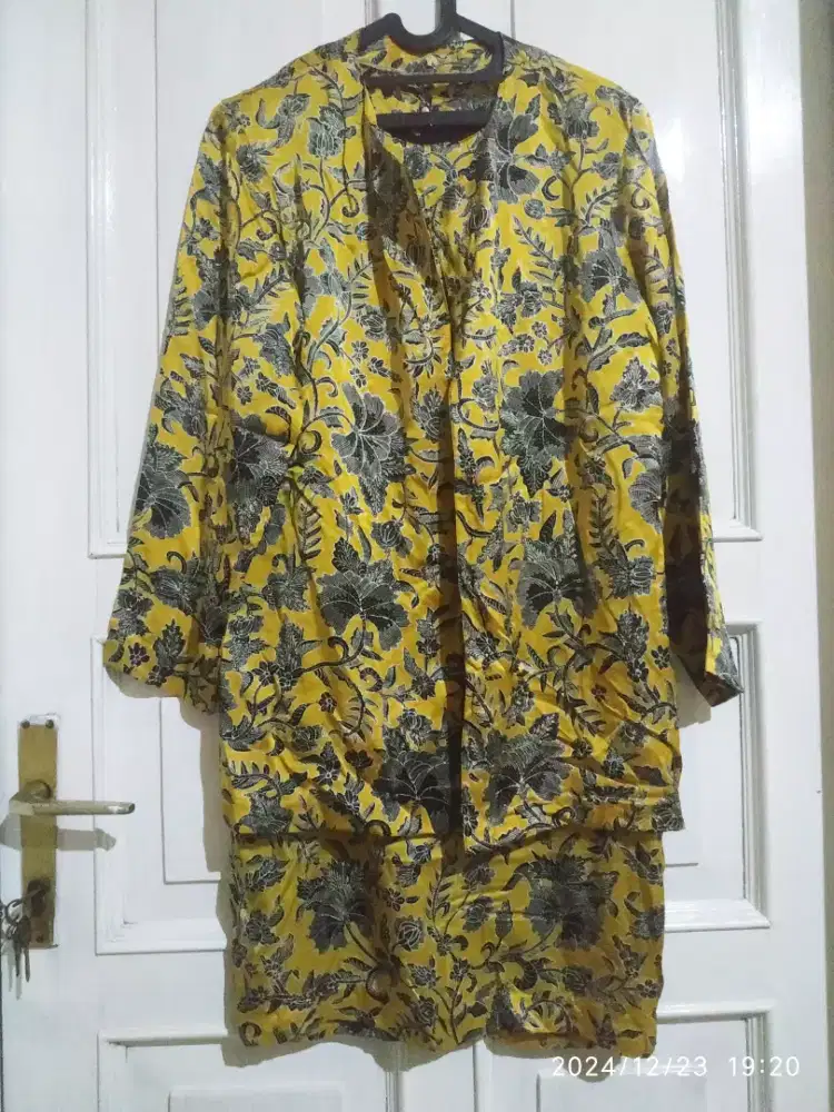 Stelan batik sutera yg anggun