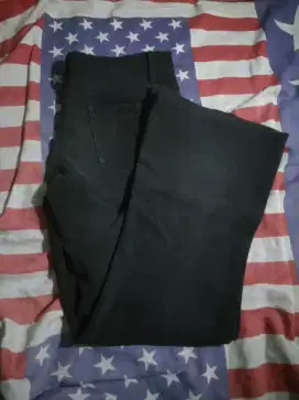 Celana Hitam Panjang bahan kain untuk wanita
