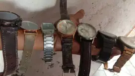 Jam tangan dan hp bekas mati total