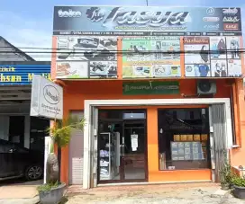 DIJUAL CEPAT  EX TOKO BAJU DAN HERBAL