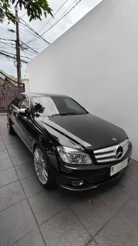 (RARE) Mercedes Benz C280 Panoramic Roof CBU