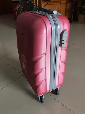 Koper personal ukuran cabin empat roda