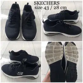 Sepatu Skechers