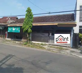 Tanah dan Bangunan Strategis Potensial Untuk Usaha Mepet Std Manahan