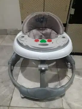 Baby Walker SpaceBaby second/bekas kondisi bagus ada musik & mainannya