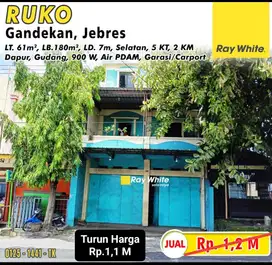 Ruko dijual Jl RE Martadinata Gandekan dekat Pasar Tanggul Solo