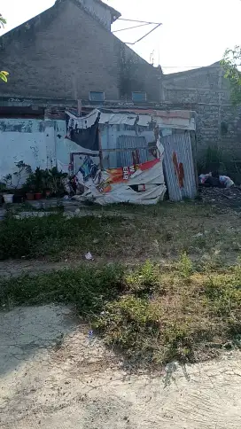 Strategis belakang gria toserba