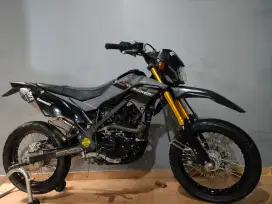 DIJUAL CEPAT !! KAWASAKI DTRACKER 150 SE EXTREME TAHUN 2022 GANTENG