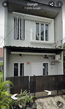 Rumah Jakarta LB 60m Depan Jalan