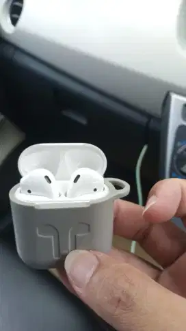 Di jual airpods merk Apple
