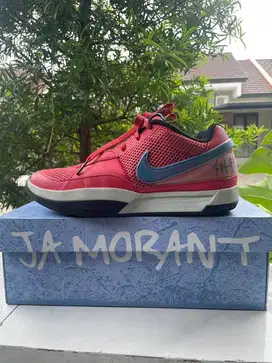 Sepatu basket nike JA 1 ember glow size 42,5 9 37cm