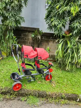 Sepeda Exotic Tricycle Twins ET-8809