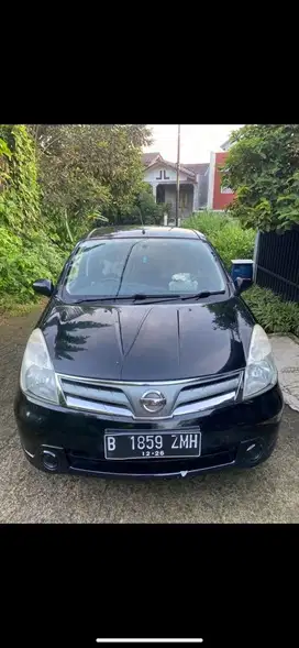 Nissan Grand livina 2012 Bensin