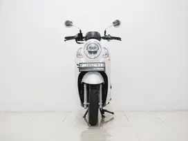 Honda Scoopy Prestige/Stylish - GRATIS SERVICE 1 TAHUN