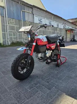 Honda Monkey ABS Merah 2021 pmk 2022