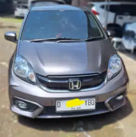 Dijual Brio Satya 2018 Tipe E MT Low KM