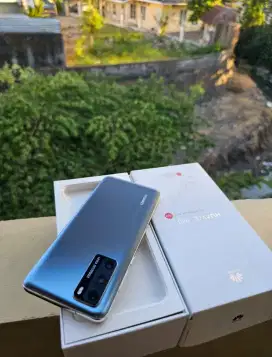 Huawei P40 8/128 GB Kondisi Seperti Baru