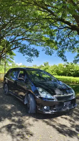 Full Option Toyota Wish 1.8