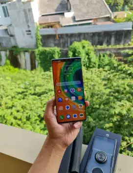 Huawei Mate 30 Pro 8/256 GB Kondisi Seperti Baru