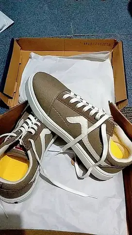 aerostreet size 44