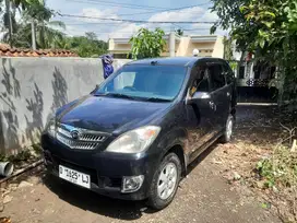 Daihatsu Xenia 2009 Bensin