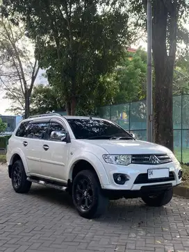 Mitsubishi Pajero Sport Exceed 2.5 Diesel Matic 2013